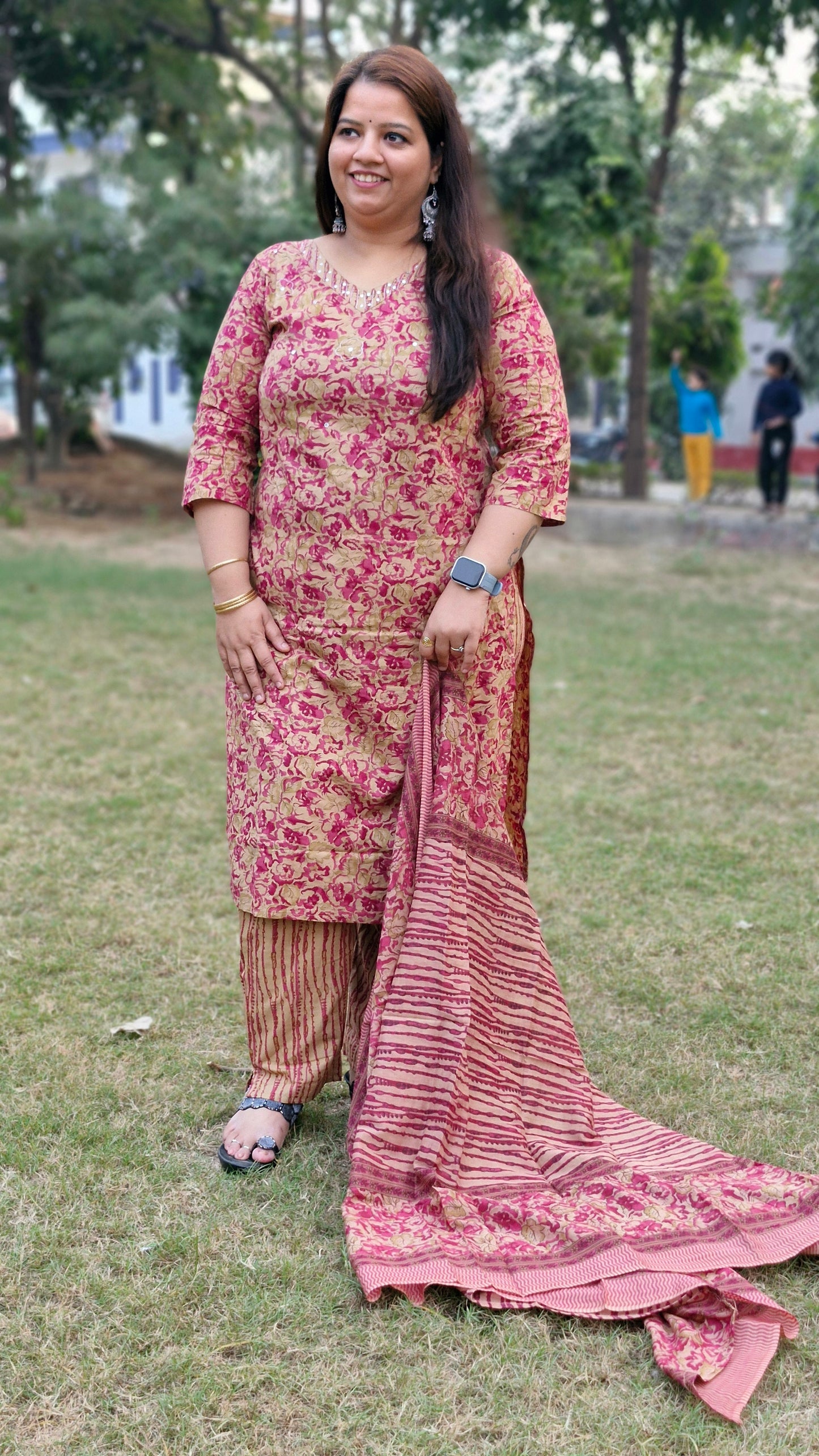 beige and pink contrast three-piece cotton suit