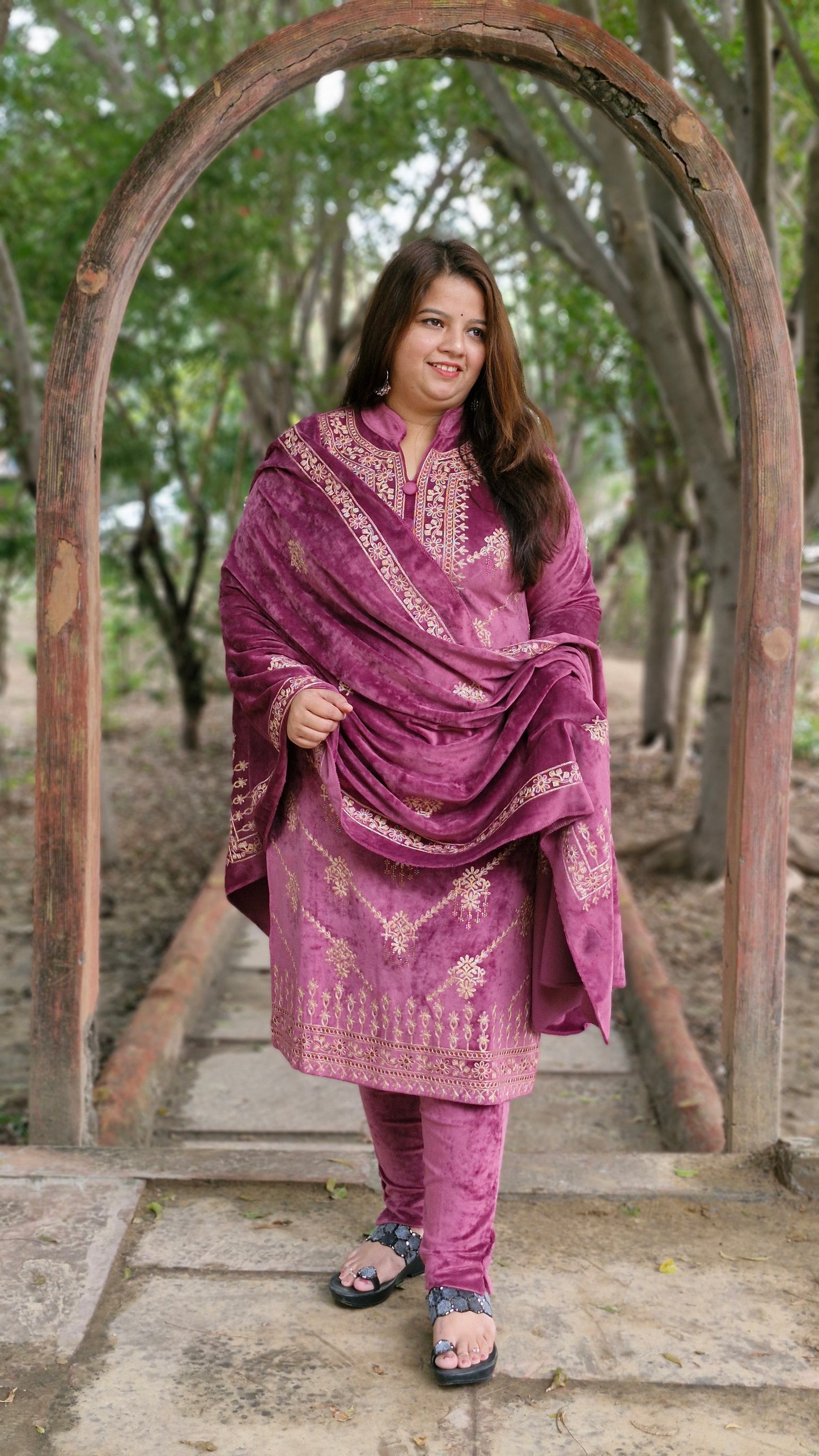 Elegant Three-Piece Woolen Velvet Suit in Pink