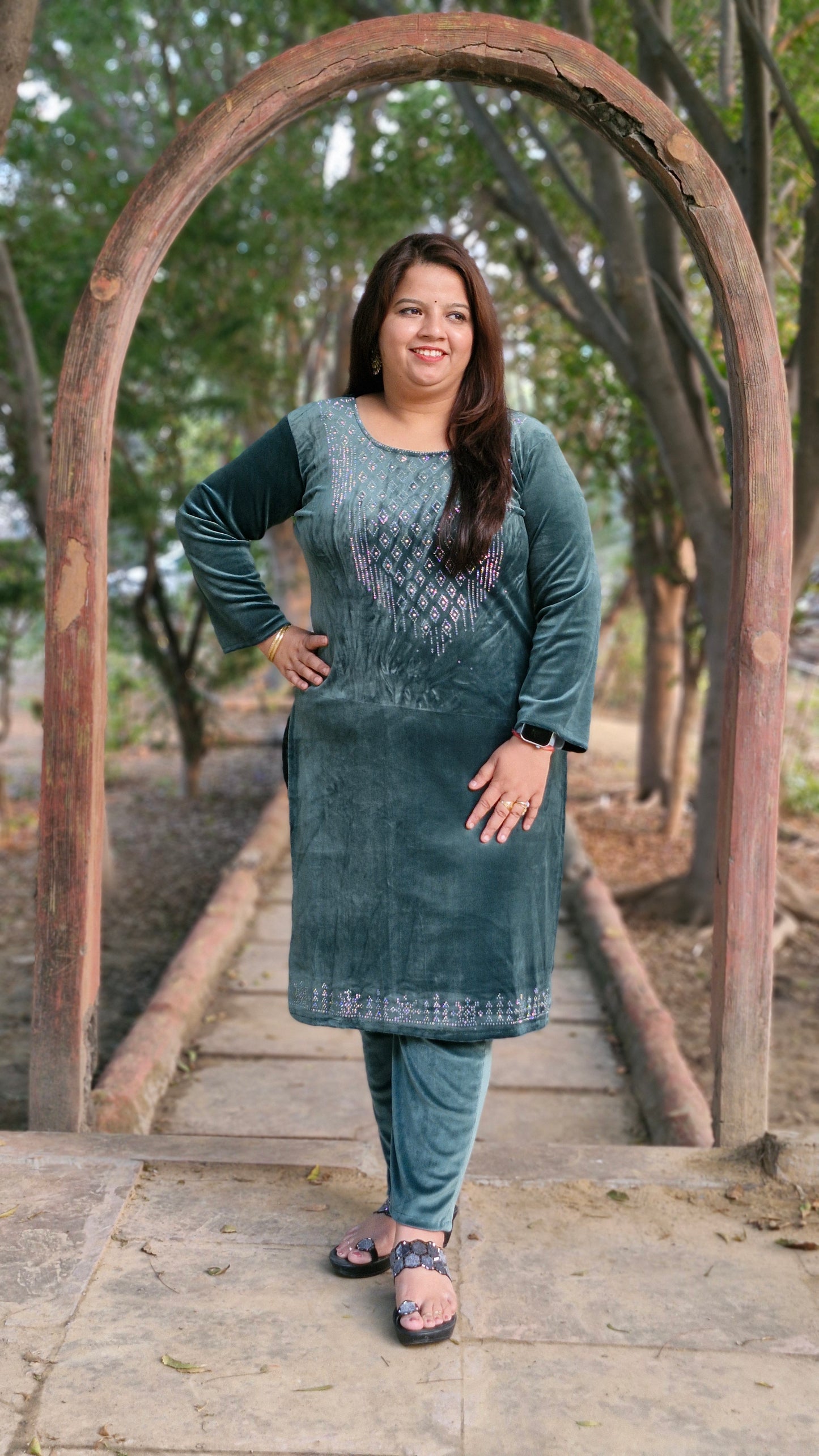 Elegant Teal Green Velvet Suit 01