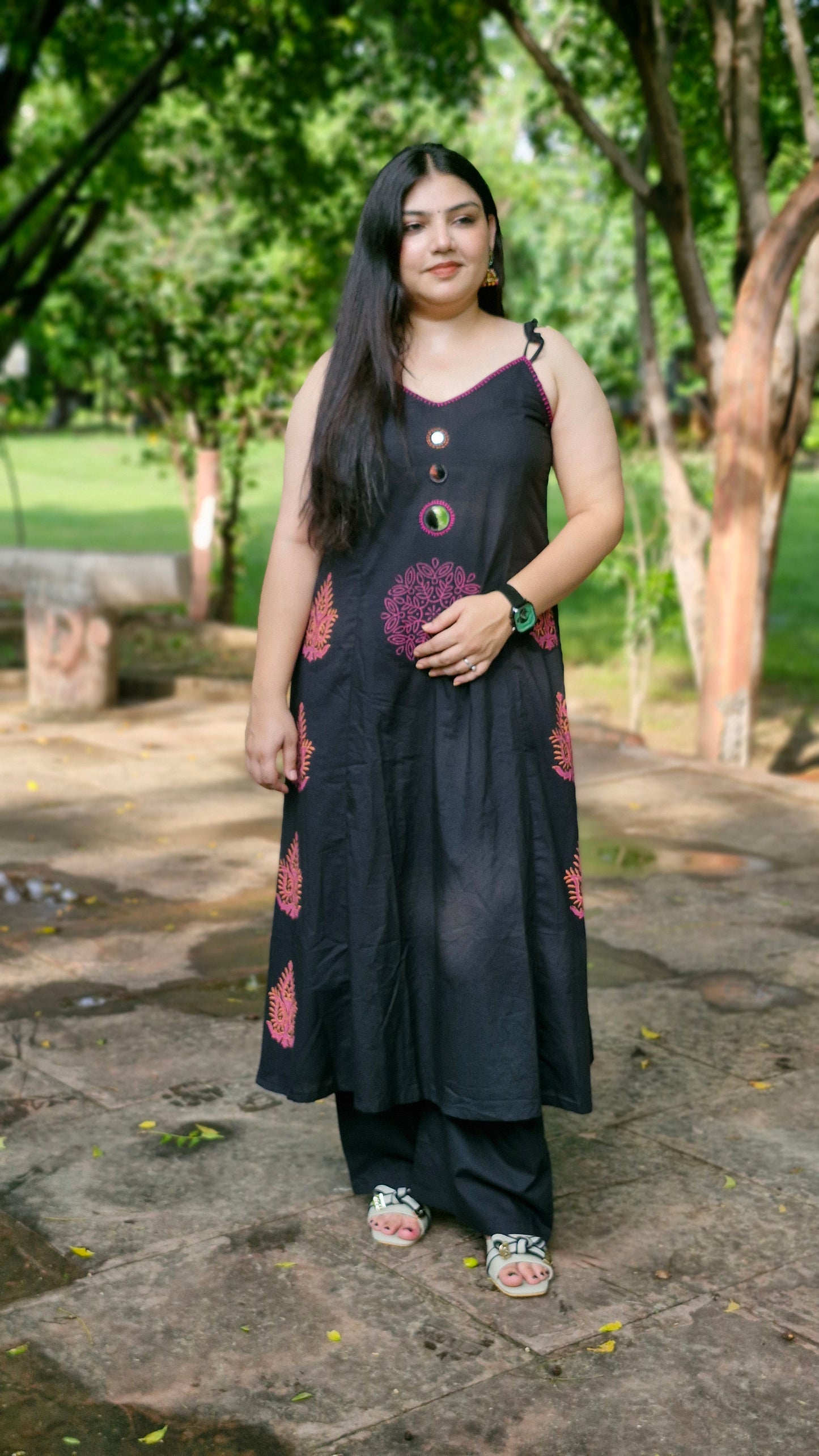 Noir Bloom – Black Cotton Spaghetti Kurta Set