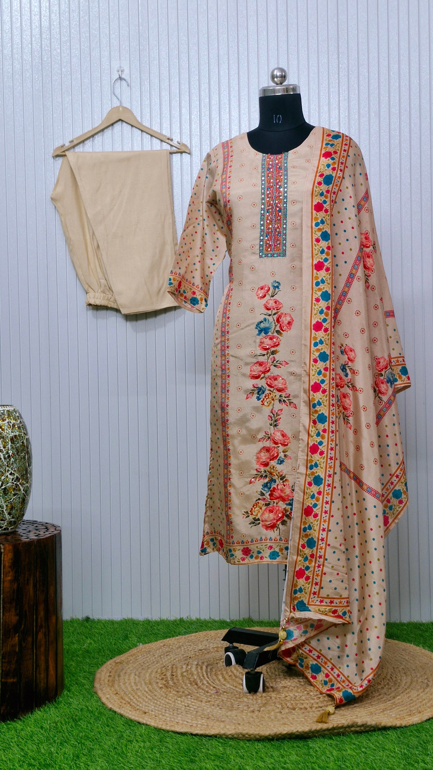 Noor-e-Gulab Embroidered Silk Suit Set
