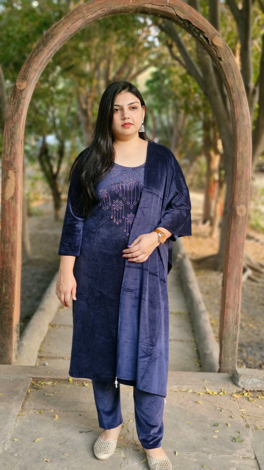 Elegant Blue Velvet suit 01