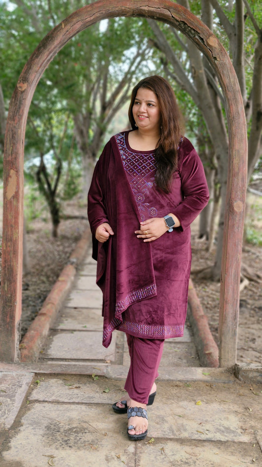Elegant Purple Velvet Suit 03