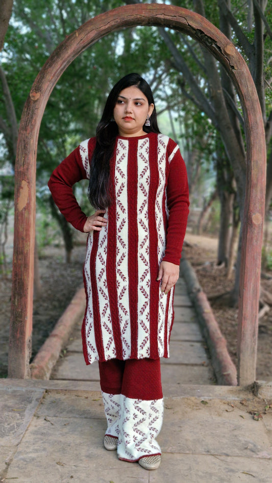 Stylish Woolen Suit in Maroon and White