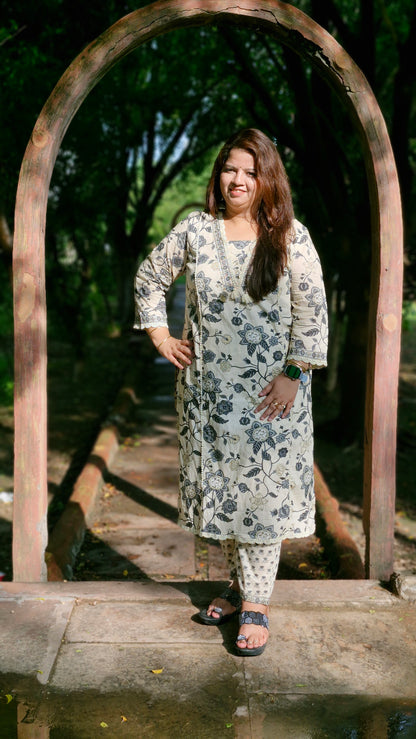 Ivory Charm – Cotton Three-Piece Suit Set