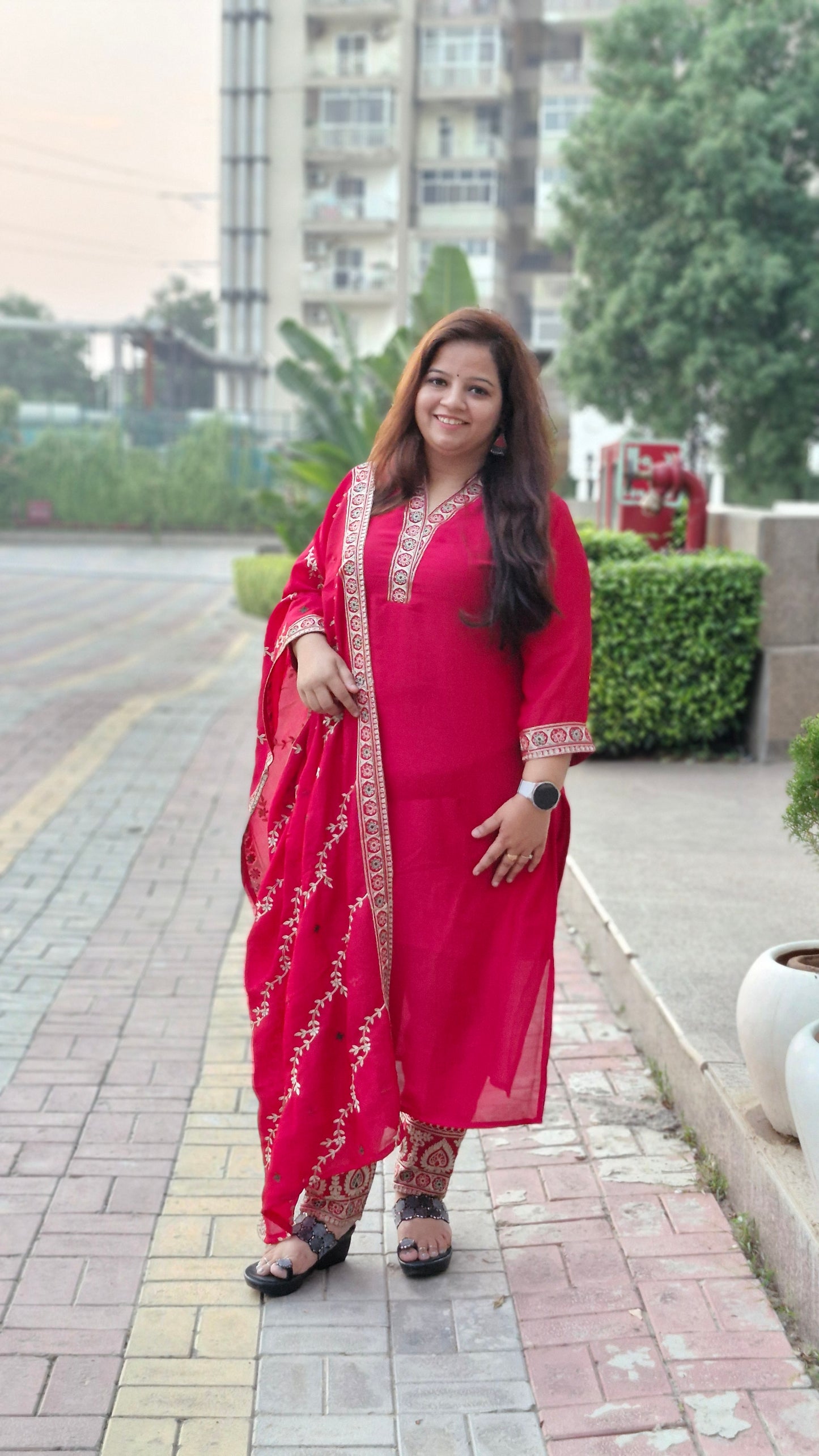 Rani Pink Suit Set with Gold Detailing